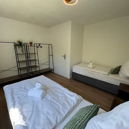 Demakorihome - Business 2 Sz 5p Apartment